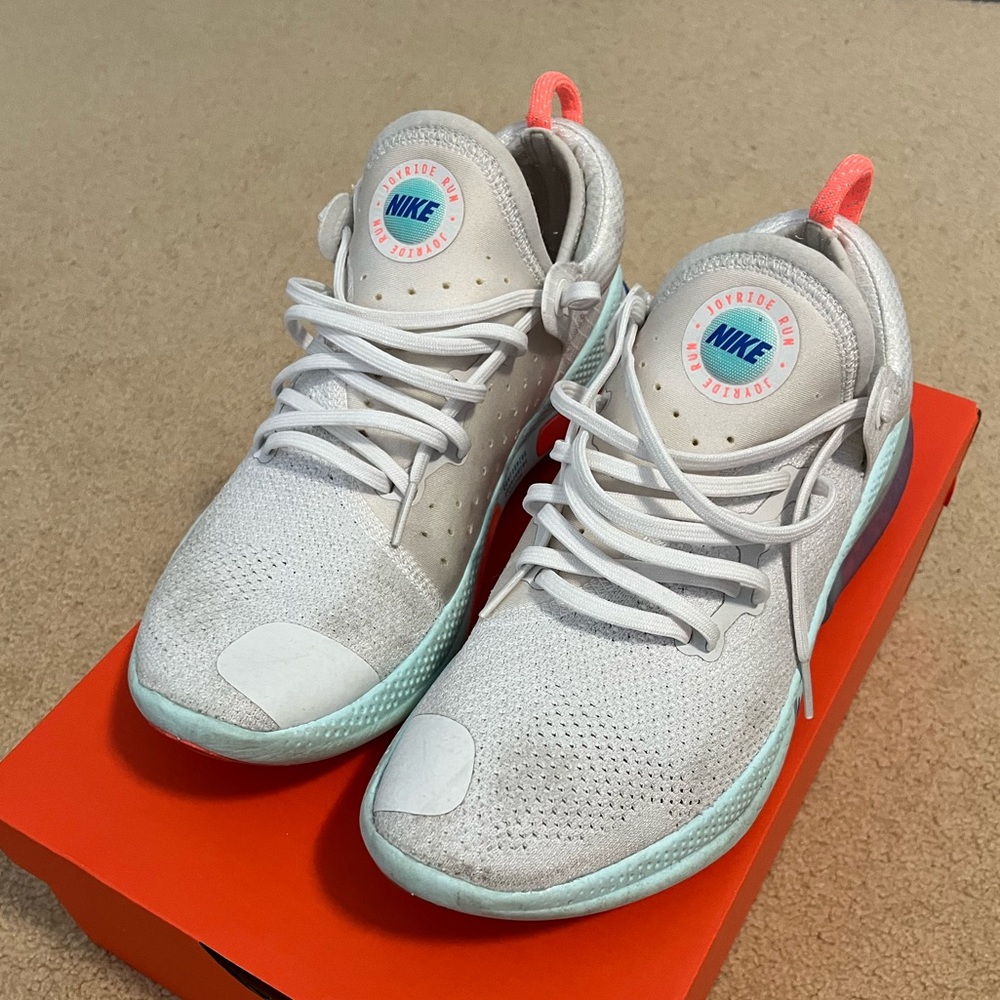 Nike Joyride Run Flyknit